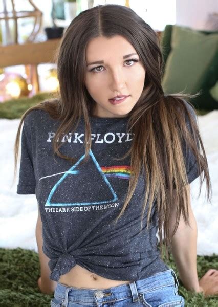 3 Tips for Maya Woulfe's Adult Content